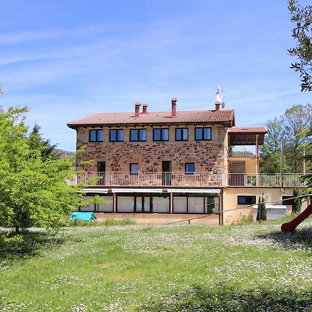 La Romanika De Fellini San Martin de Elines ภายนอก รูปภาพ