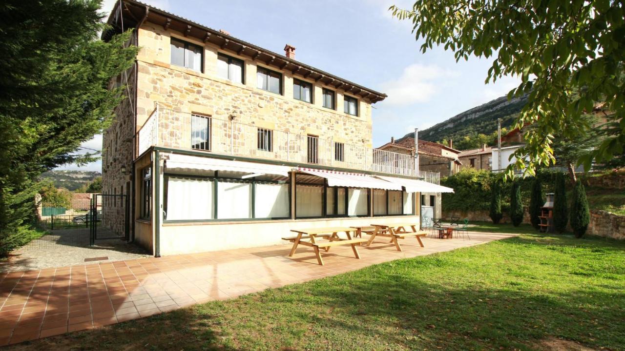 La Romanika De Fellini San Martin de Elines ภายนอก รูปภาพ